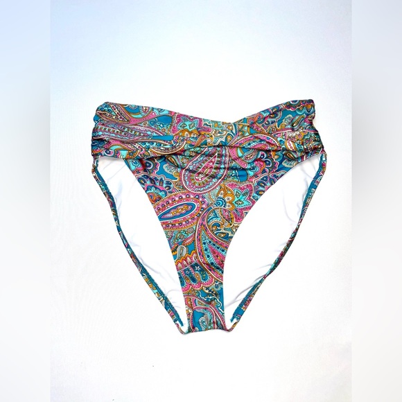 Parsley Reversible Halter Two-Piece Bikini Swim Set - Picture 6 of 10